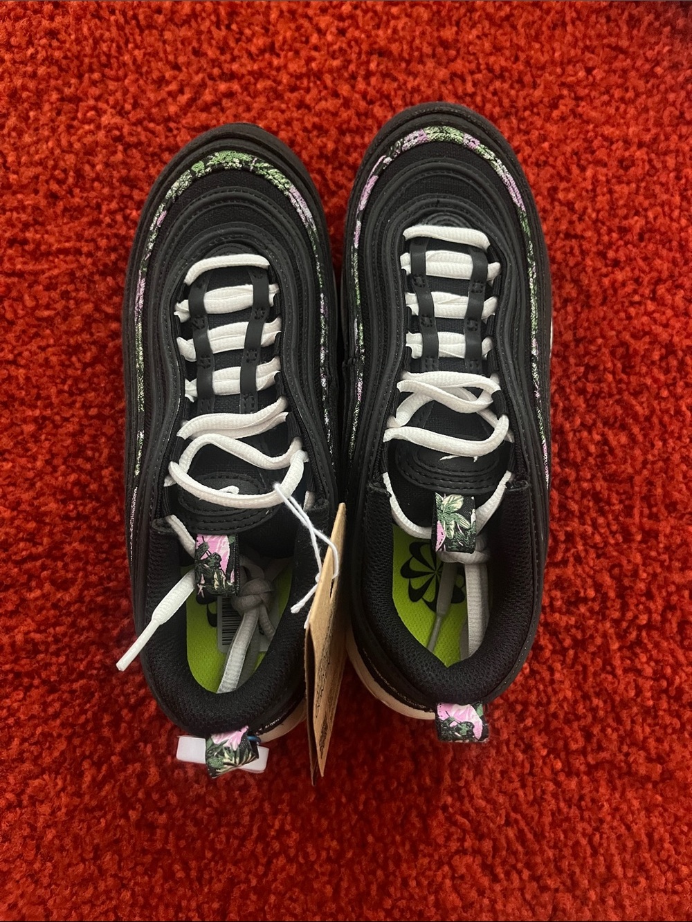 Nike air max Black Floral Accent Sneakers